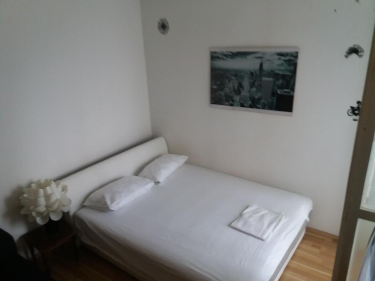 Studio Apartment Ema Split Ngoại thất bức ảnh